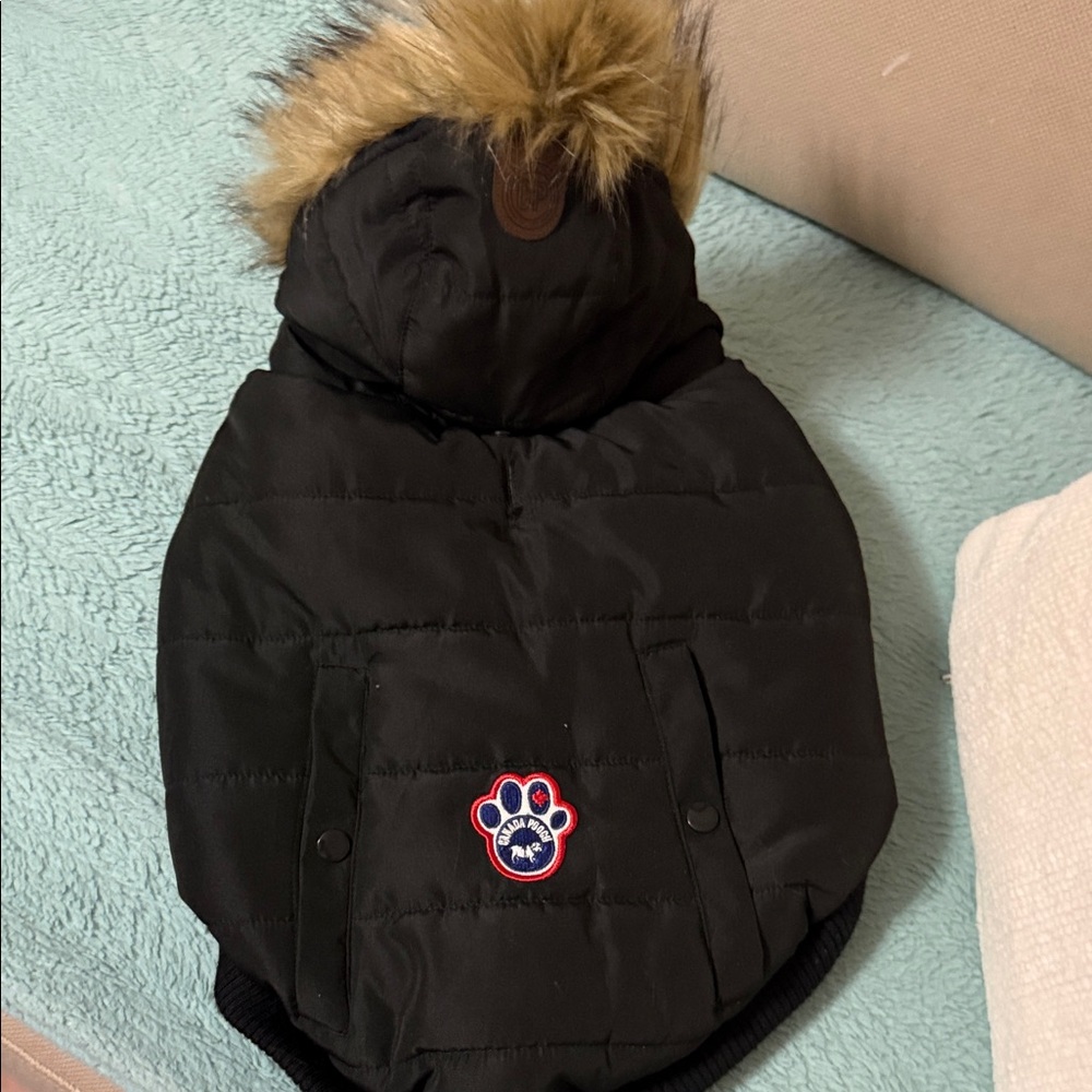 Canada pooch North Pole parka
Cozy Black Dog Jacket with Faux Fur Hood  size 14